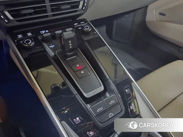 Porsche 911(992) 2021 Белый из Кореи, фото 6