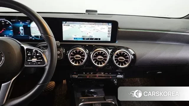 Mercedes-Benz A-Class W177 2021 Белый из Кореи, фото 6