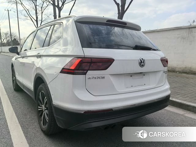Volkswagen Tiguan L 2018 Белый из Китая, фото 6