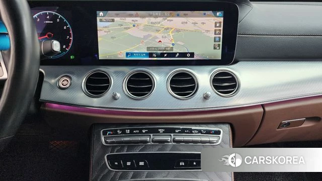 Mercedes-Benz E-Class W213 2021 Белый из Кореи, фото 6