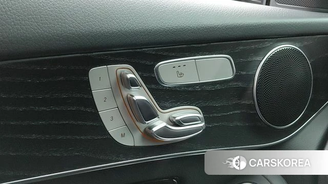 Mercedes-Benz GLC-Class X253 2019 Черный из Кореи, фото 6