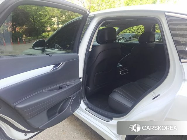 Genesis G80 (RG3) 2025 Белый из Кореи, фото 6