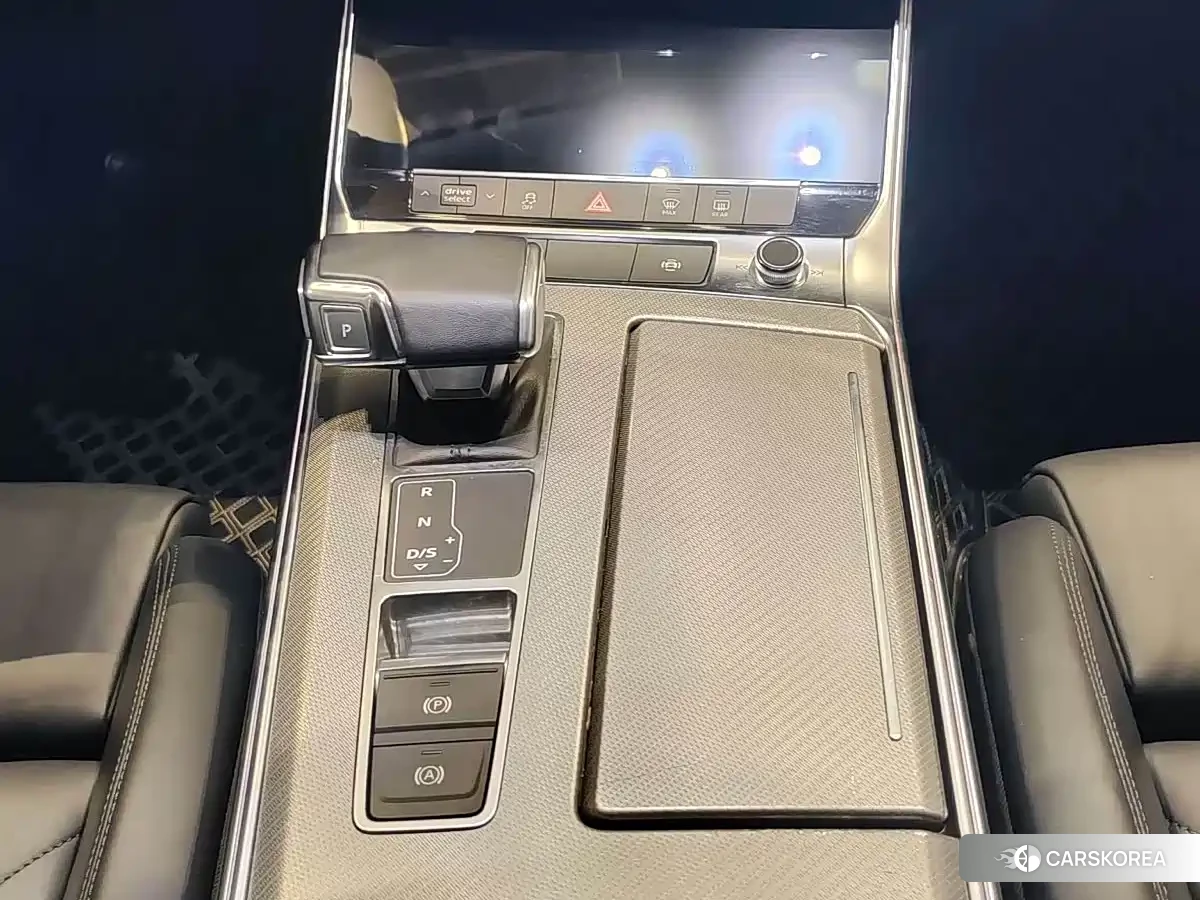 Audi A7 2021 Черный из Китая, фото 6