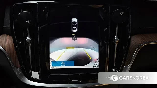 Volvo S60 3rd generation 2024 Белый из Кореи, фото 6