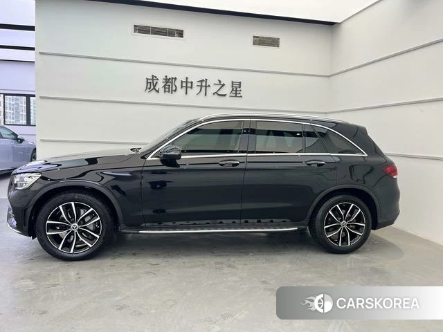Mercedes-Benz GLC 2021 Черный из Китая, фото 6