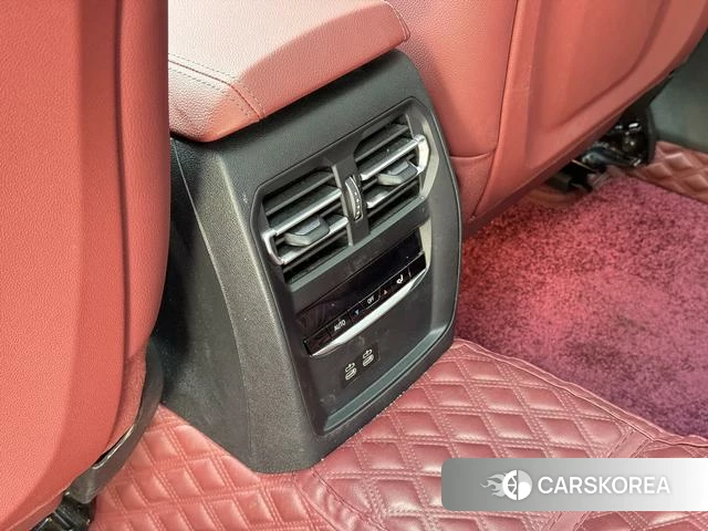 BMW 3 series 2024 Белый из Китая, фото 6