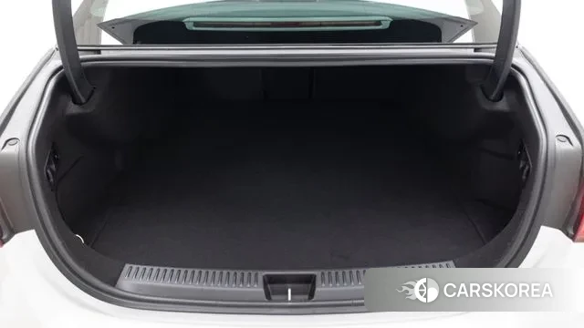 Mercedes-Benz E-Class W214 2025 Белый из Кореи, фото 6