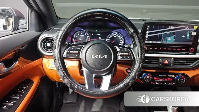Kia The New K3 2nd generation 2021 Белый из Кореи, фото 6