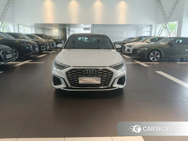 Audi A3 2024 Белый из Китая, фото 6