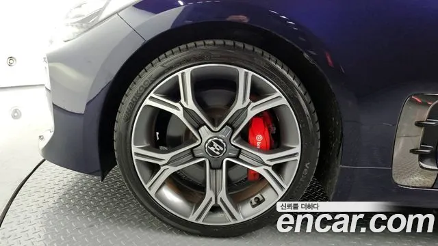 Kia Stinger id 2564599 из Кореи 6