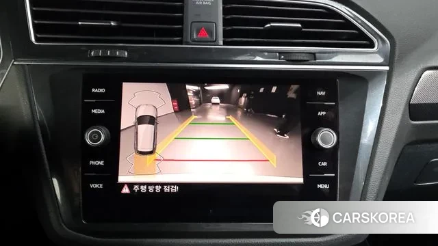 Volkswagen Tiguan second Generation 2023 Белый из Кореи, фото 6