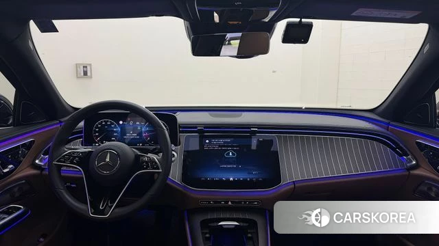 Mercedes-Benz E-Class W214 2024 Черный из Кореи, фото 6