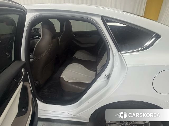 BYD Qin PLUS DM 2024 Белый из Китая, фото 6