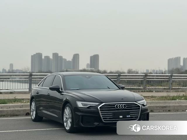 Audi A6L 2021 Черный из Китая, фото 6