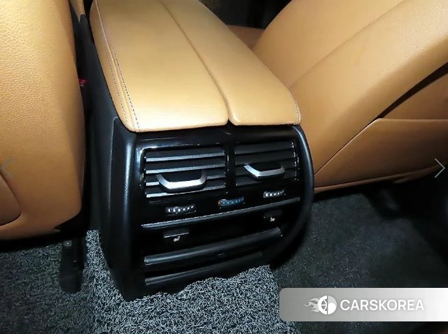 BMW 5 Series (G30) 2018 Синий из Кореи, фото 6