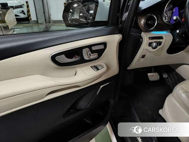 Mercedes-Benz V-class 2022 Белый из Китая, фото 6