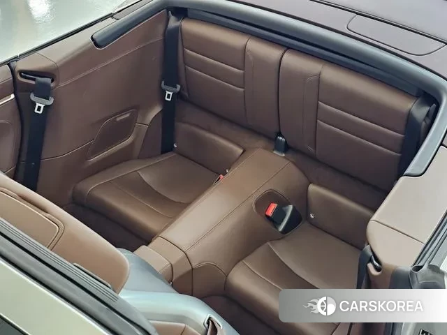 Porsche 911(992) 2021 Серебряный из Кореи, фото 6