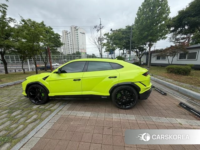 Lamborghini Urus 2024 Светло-зеленый из Кореи, фото 6