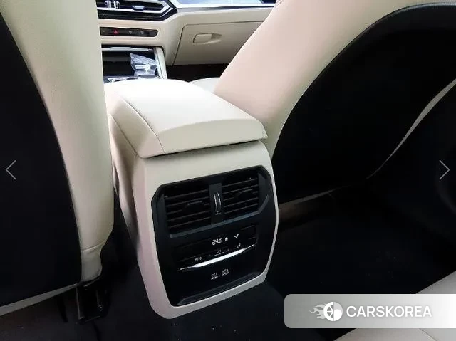 BMW 3 Series (G20) 2024 Белый из Кореи, фото 6