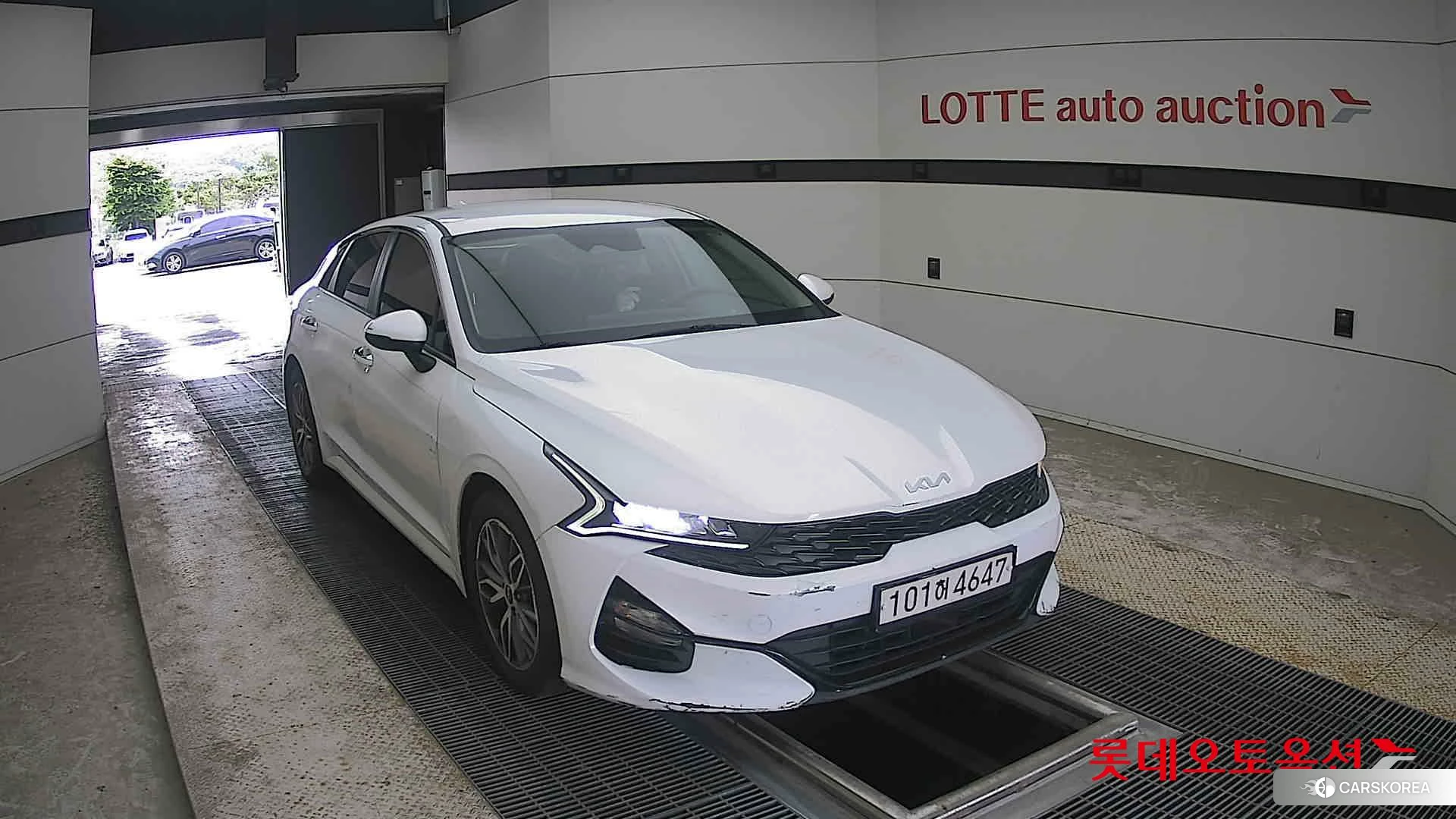 Kia K5 2022 Белый из Кореи, фото 6
