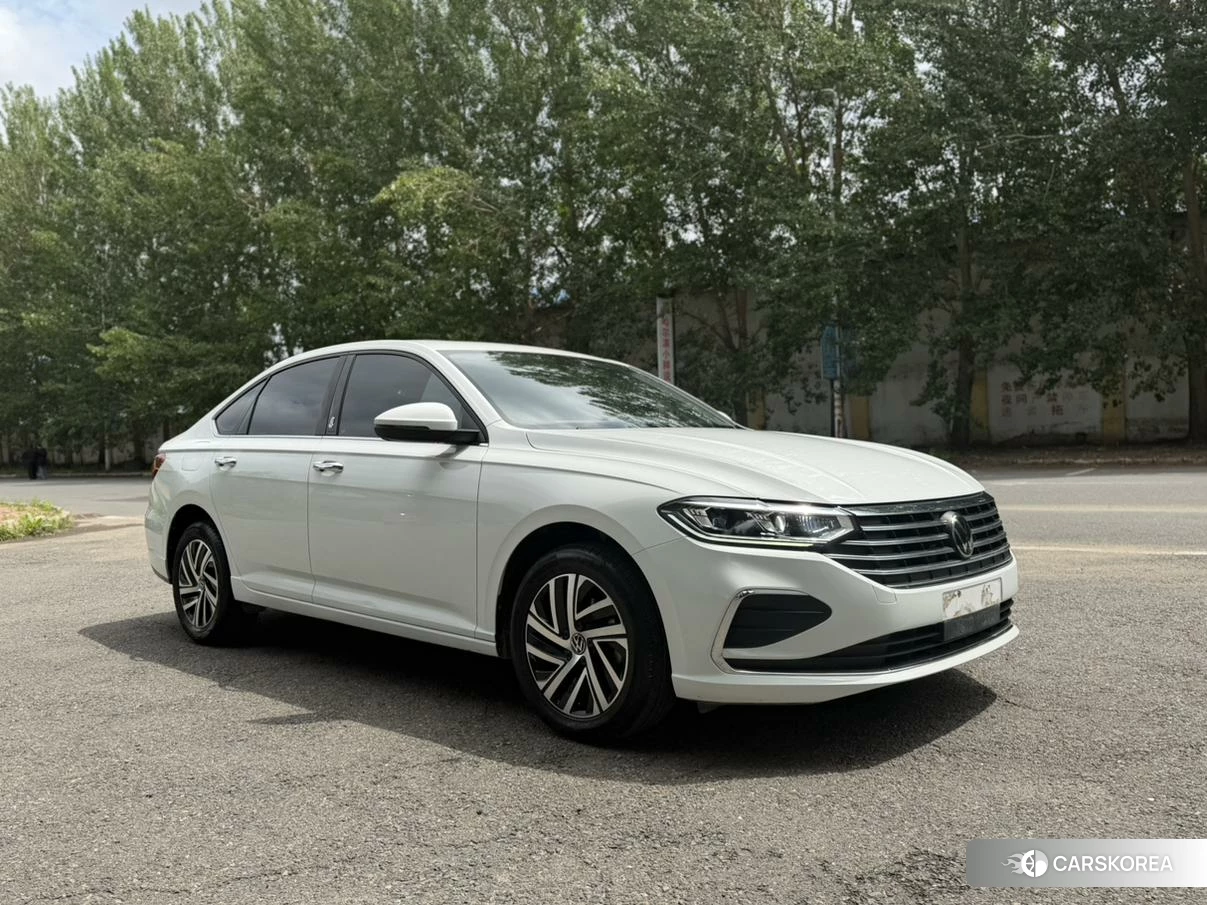 Volkswagen Lavida 2023 Белый из Китая, фото 6