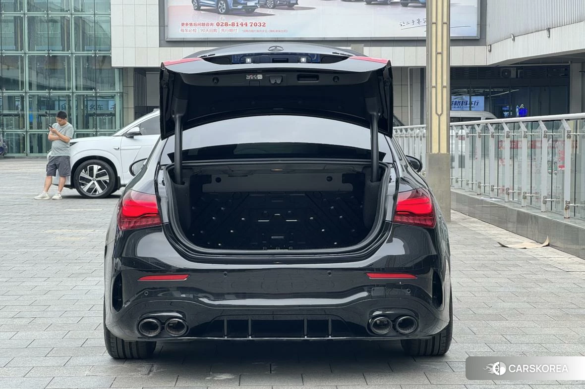Mercedes-Benz Class A AMG 2023 Черный из Китая, фото 6