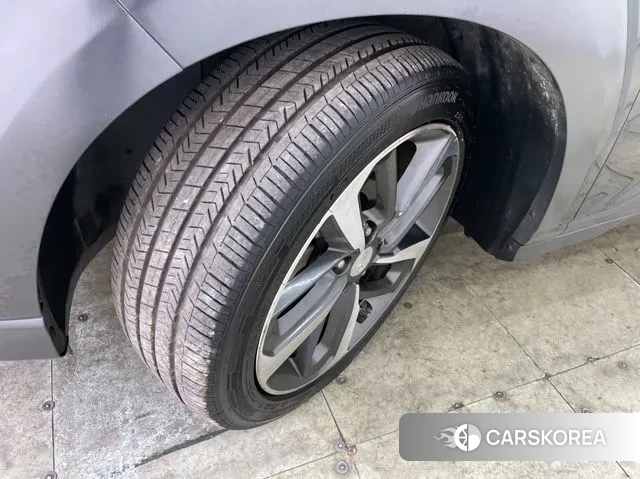 Hyundai Kona 2018 Серый из Кореи, фото 6