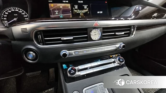 Genesis G90 2019 Черный из Кореи, фото 6