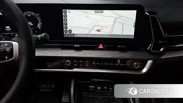 Kia Sportage 5th Generation Hybrid 2023 Белый из Кореи, фото 6