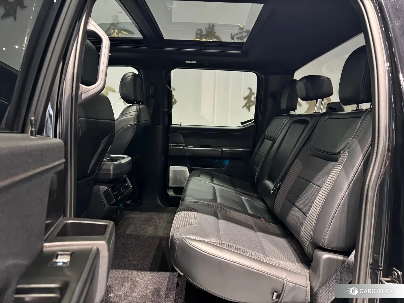 Ford F-150 2024 Черный из Китая, фото 6