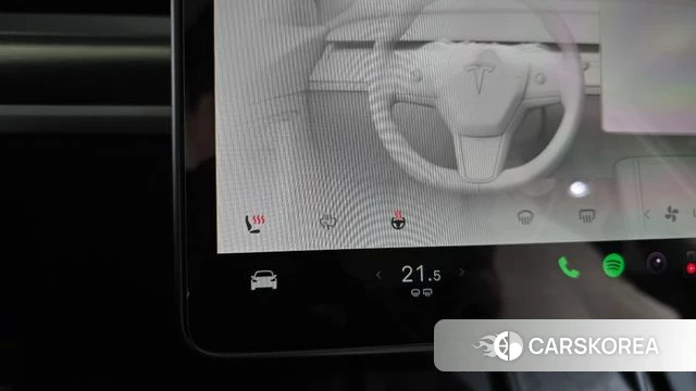 Tesla Model Y 2024 Черный из Кореи, фото 6