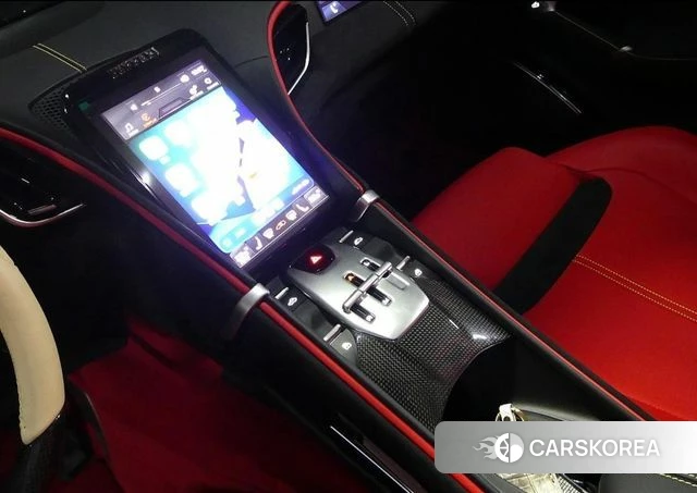 Ferrari Rome 2025 Светло-серебряный цвет из Кореи, фото 6