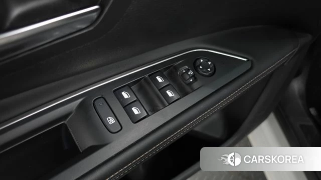 Peugeot 5008 second generation 2020 Белый из Кореи, фото 6