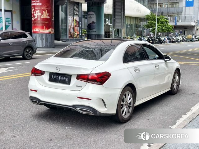 Mercedes-Benz Class A 2021 Белый из Китая, фото 6