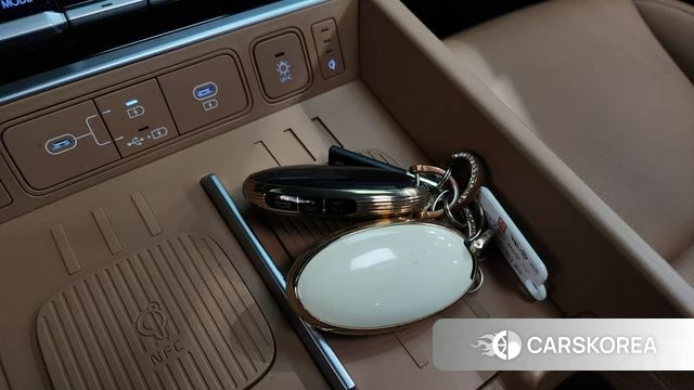 Hyundai Santa Fe (MX5) 2023 Белый из Кореи, фото 6