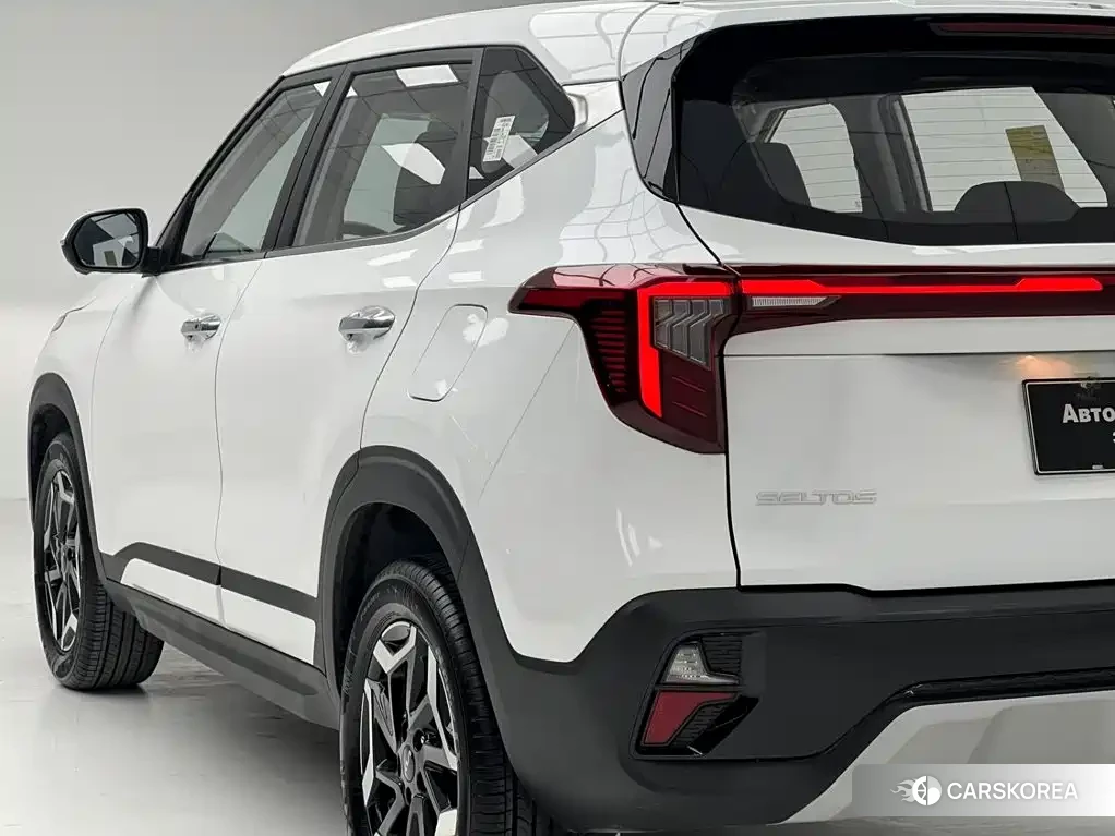 Kia Seltos 2025 Белый из Китая, фото 6