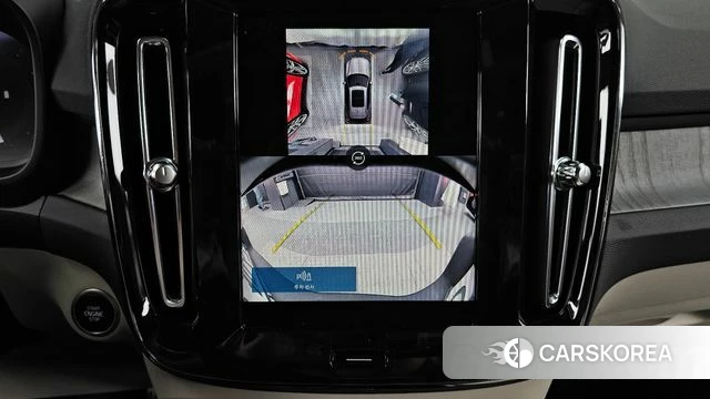 Volvo XC40 2024 Черный из Кореи, фото 6