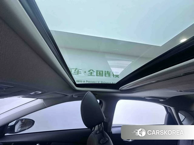 Kia K3 2023 Белый из Китая, фото 6