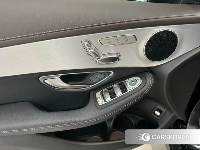 Mercedes-Benz GLC 2021 Черный из Китая, фото 6