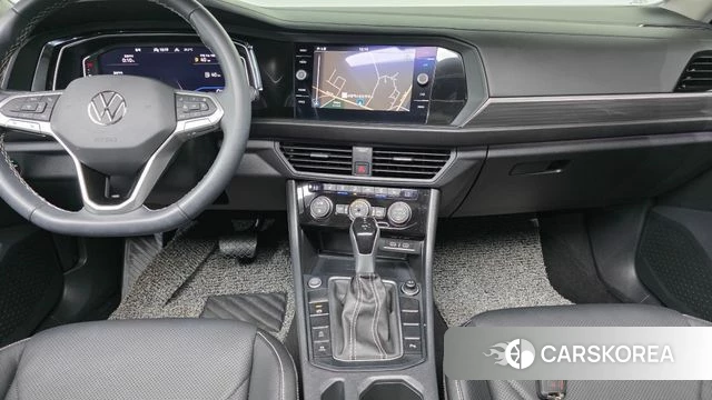 Volkswagen 7th Generation of Jetta 2023 Белый из Кореи, фото 6