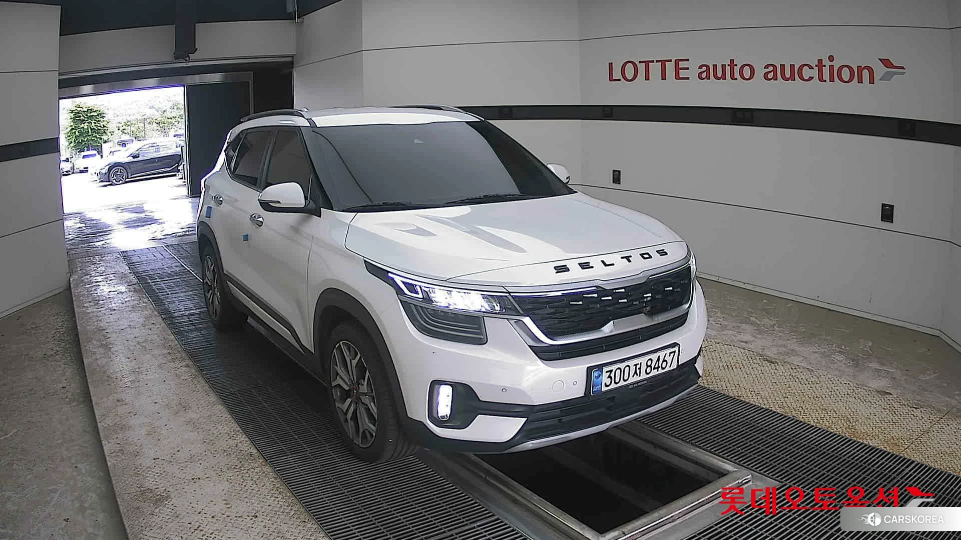 Kia Seltos 2021 Белый из Кореи, фото 5