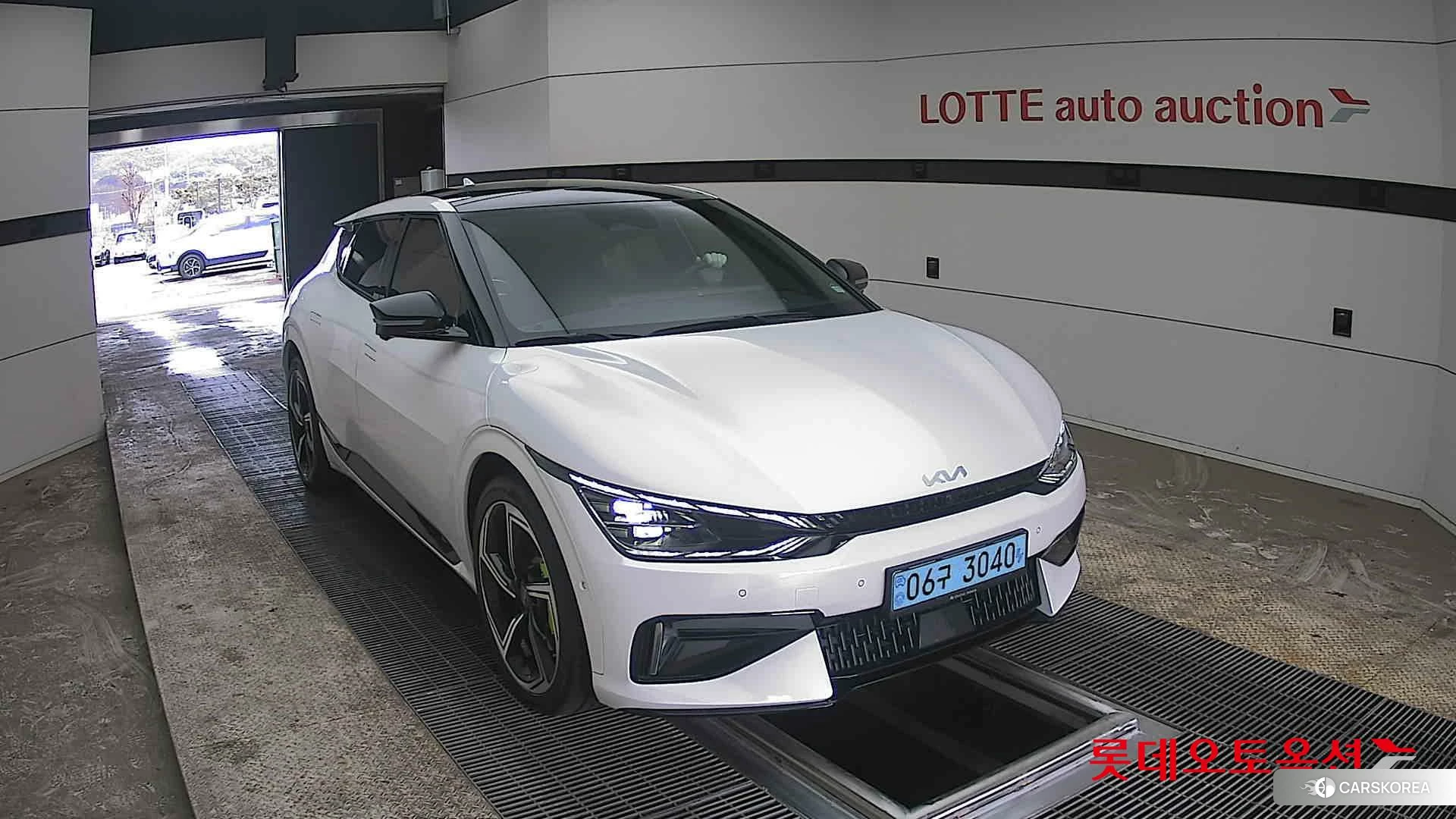 Kia EV6 GT 2023 Белый из Кореи, фото 6