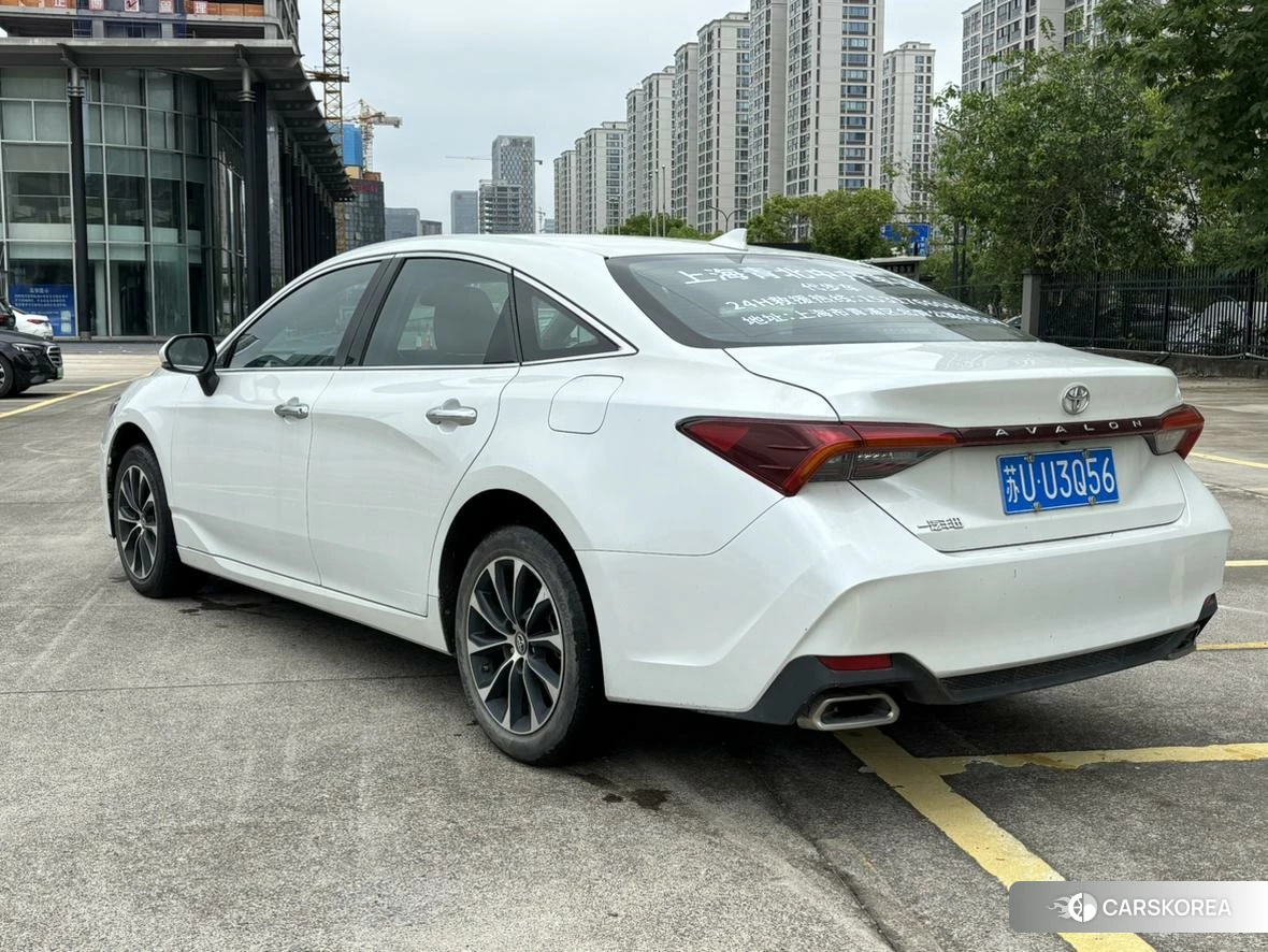 Toyota Asian dragon 2023 Белый из Китая, фото 6
