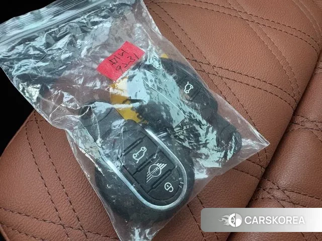 Mini Cooper S Countryman 2022 Светло-зеленый из Кореи, фото 6