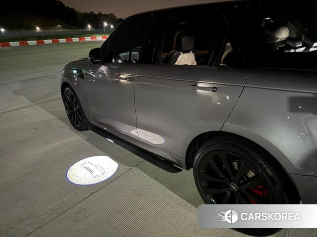 Land Rover Range Rover Sport 3rd Generation 2025 Серебристо-серый из Кореи, фото 6
