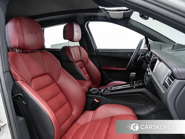 Porsche Macan 2023 Жемчужный цвет из Кореи, фото 6