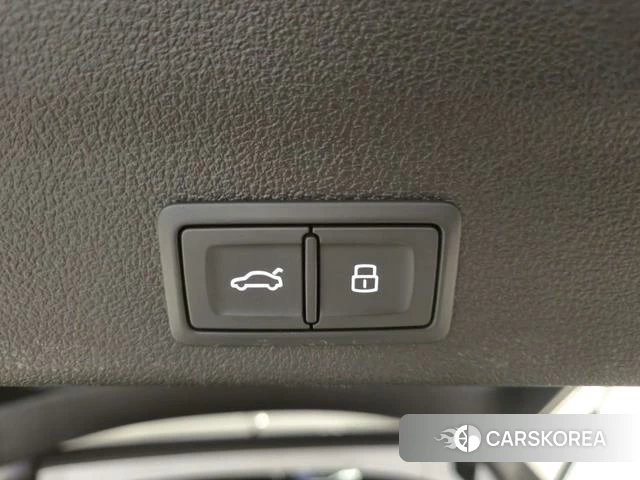 Audi A6 (import) 2023 Темно-серый из Китая, фото 6
