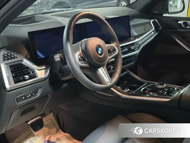 BMW X7 (G07) 2025 Черный из Кореи, фото 6