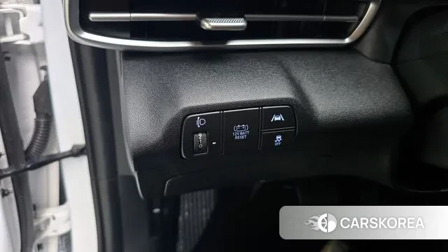 Hyundai Avante Hybrid (CN7) 2022 Белый из Кореи, фото 6