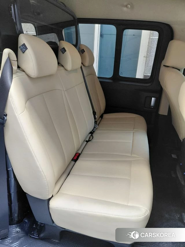 Hyundai Staria 2025 Черный из Кореи, фото 6